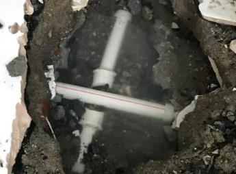 鞍山市阳台漏水维修公司为您分享楼上楼下漏水怎么处理